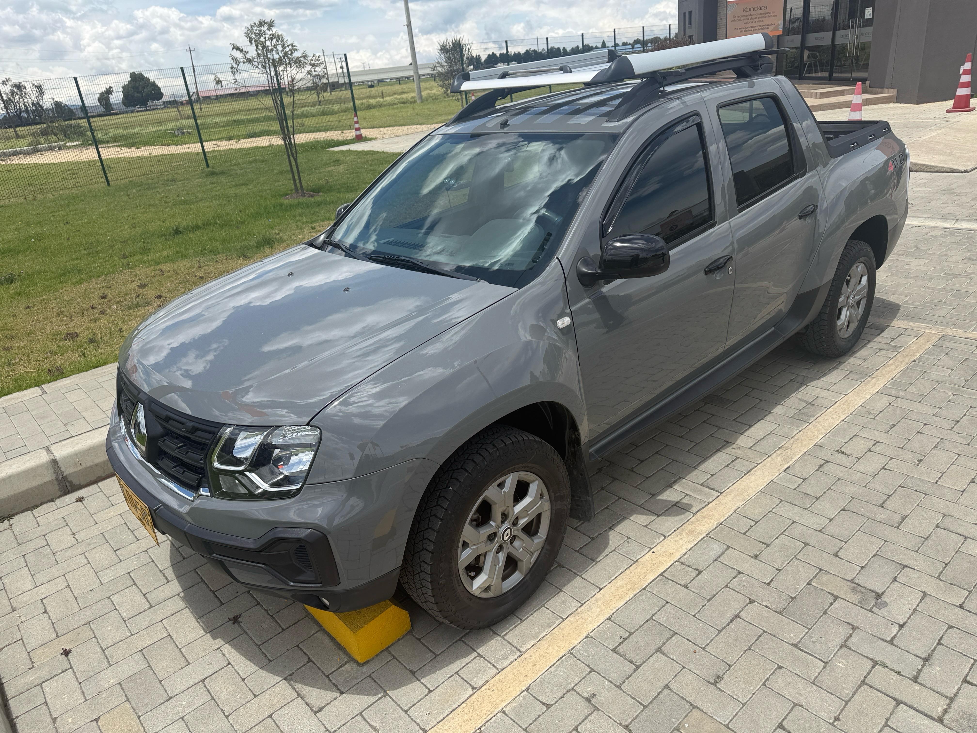VENDO CAMIONETA