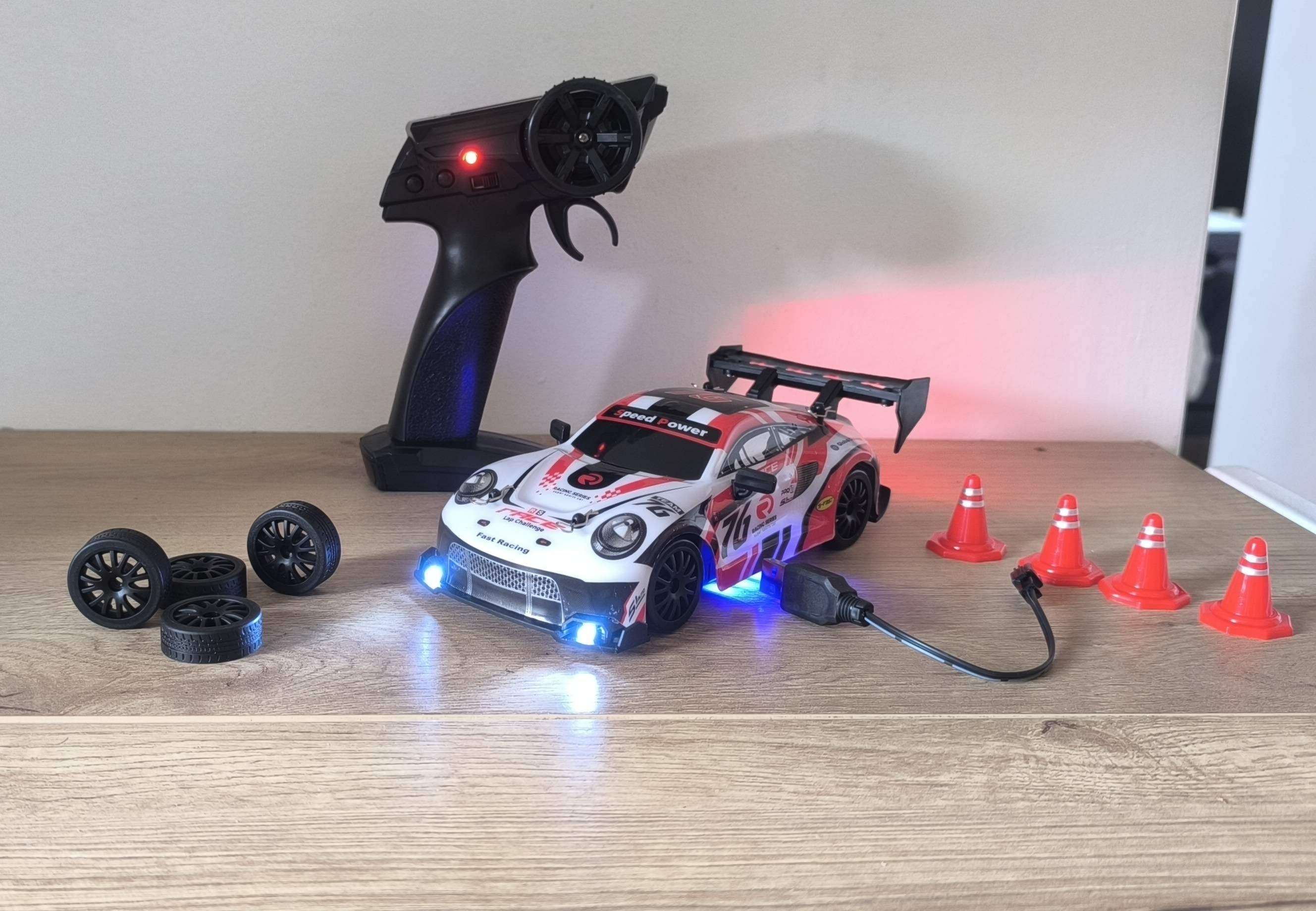 🚗 Carro RC Drift Porsche 1:24 con Luces LED