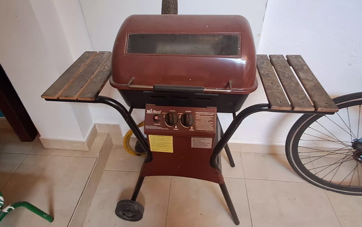 Vendo asador de gas