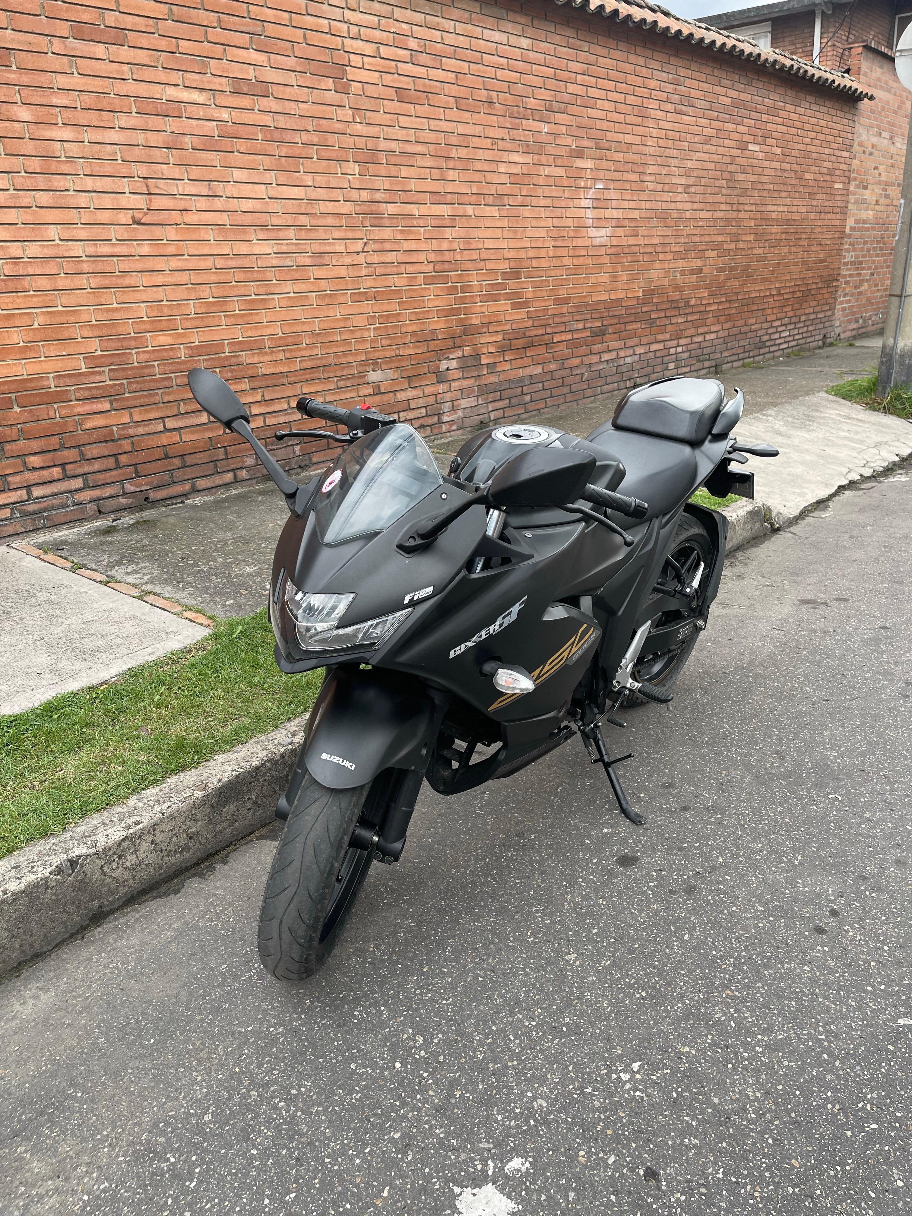 Suzuki Gixxer SF 250