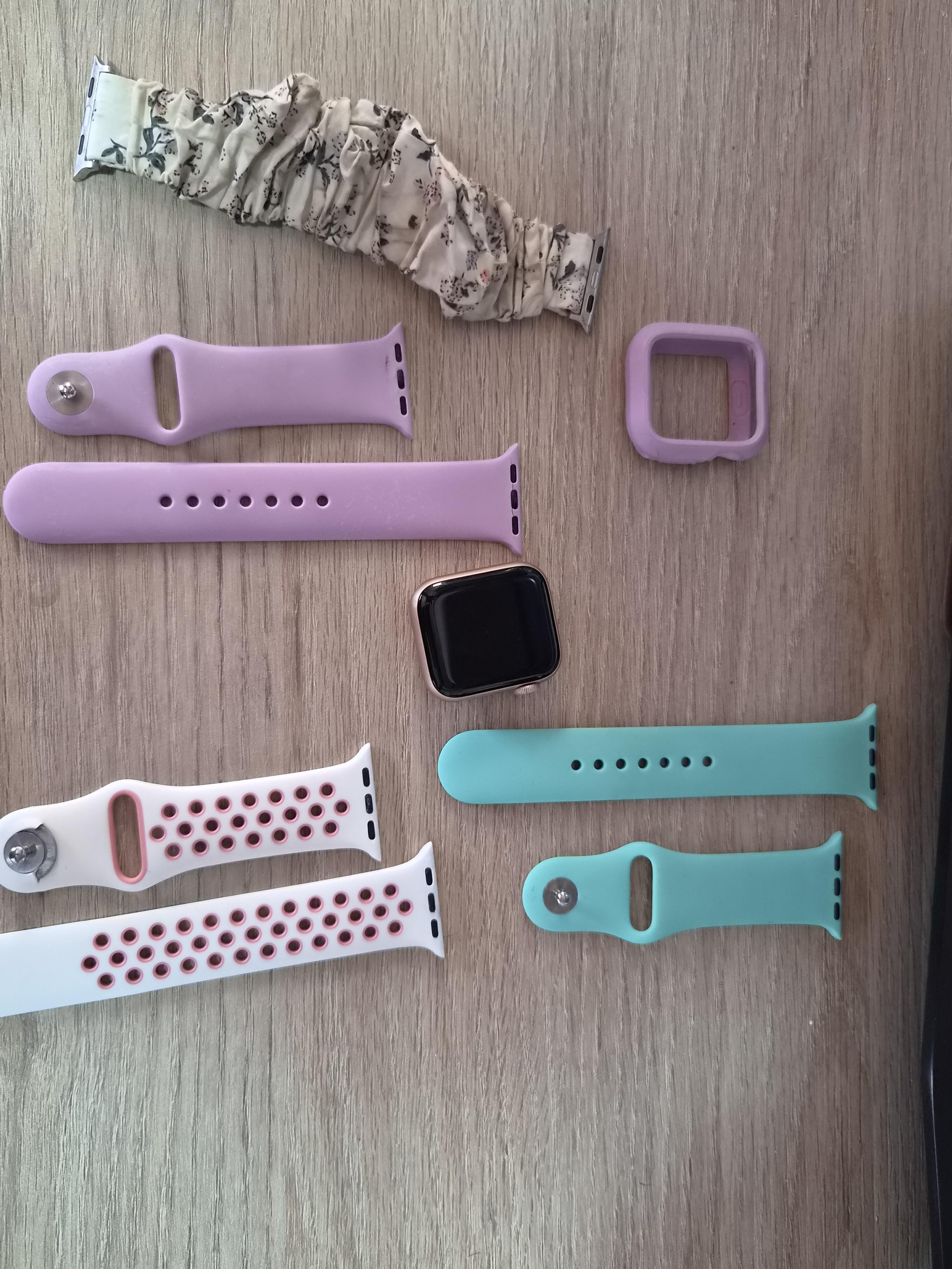Apple Watch Series 5 - 40mm - Bluetooth