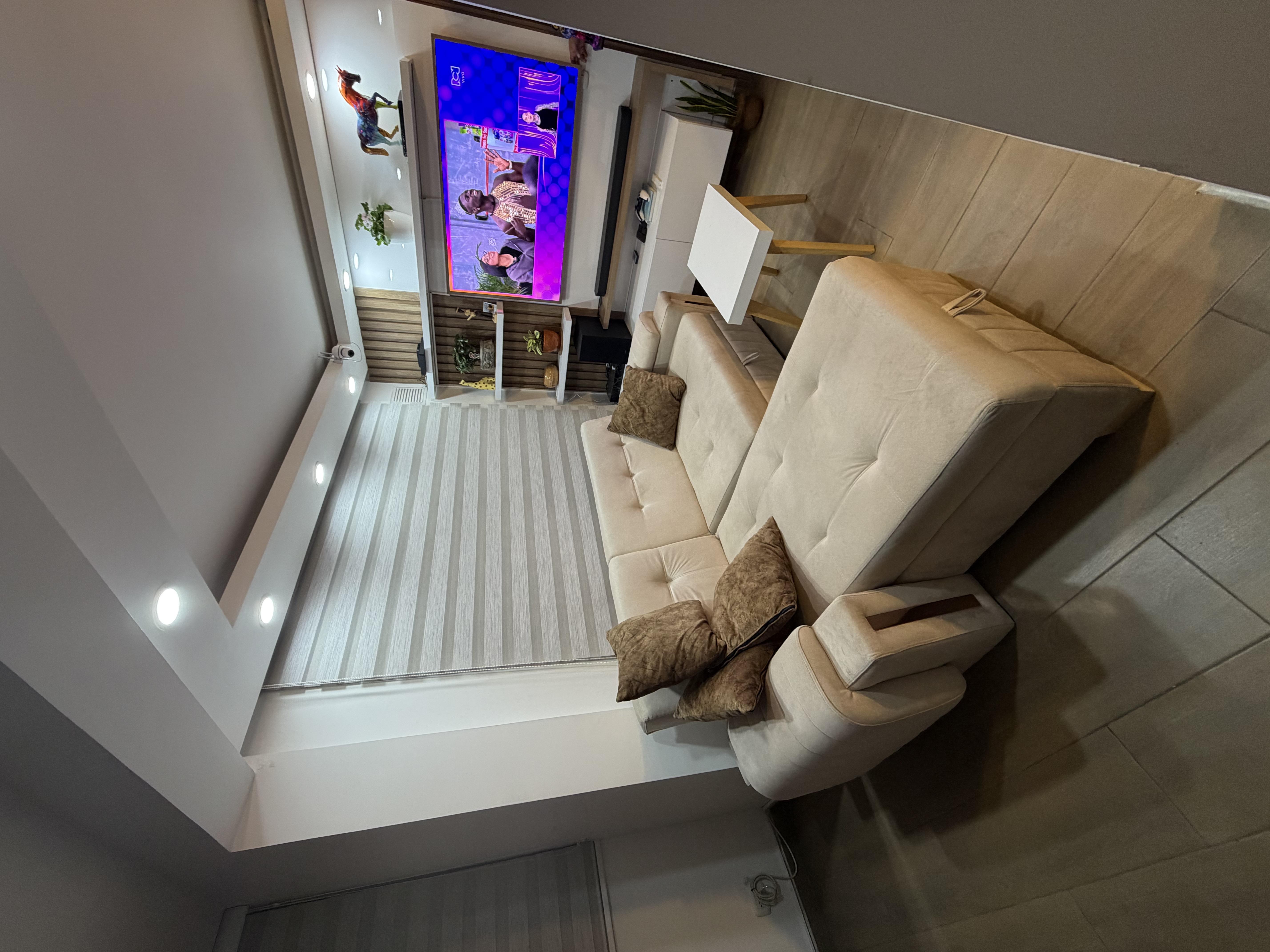 ✨ Sala en L con Baúl Ideal para tu Espacio