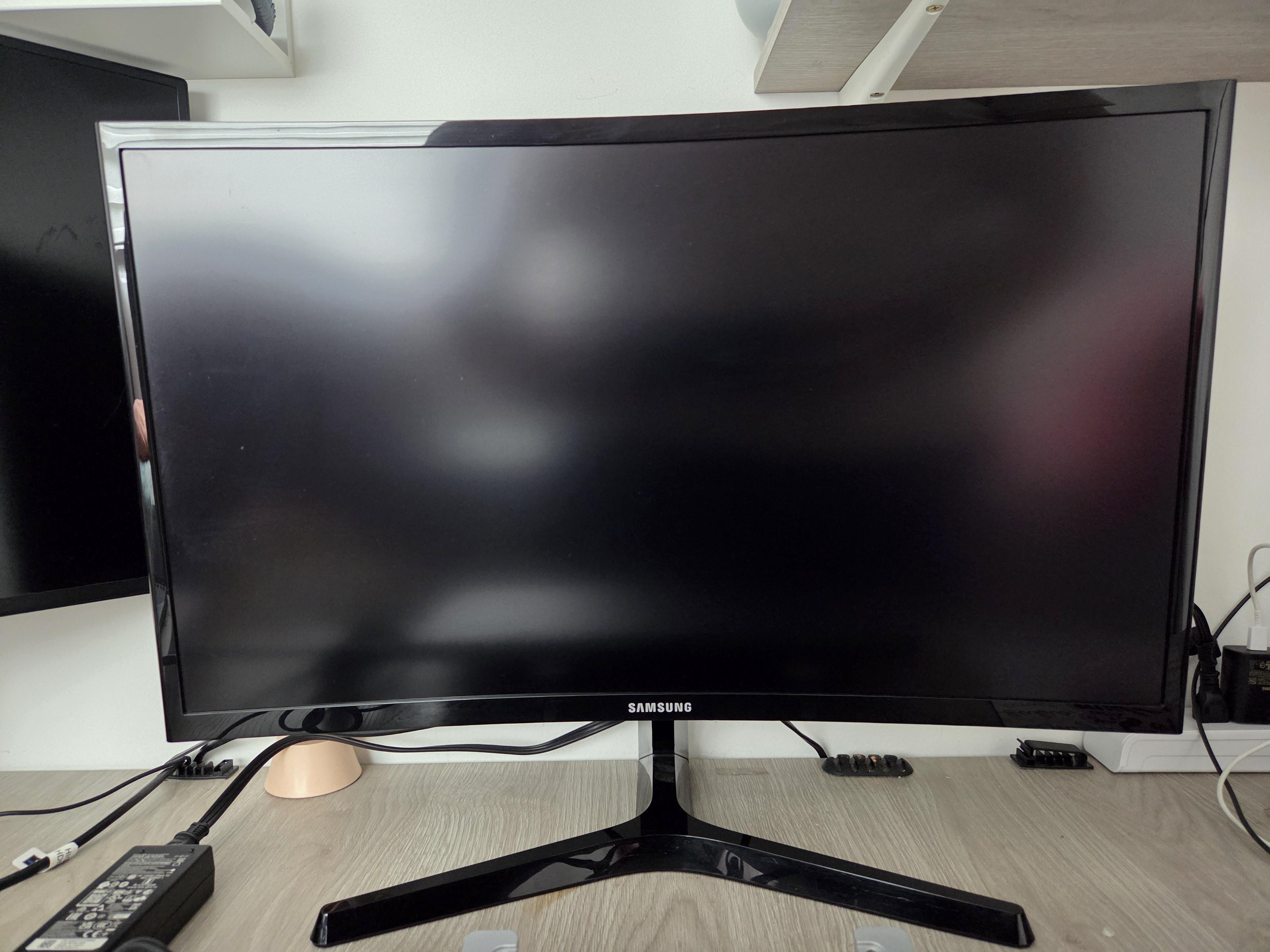 Monitor samsung 23.5''