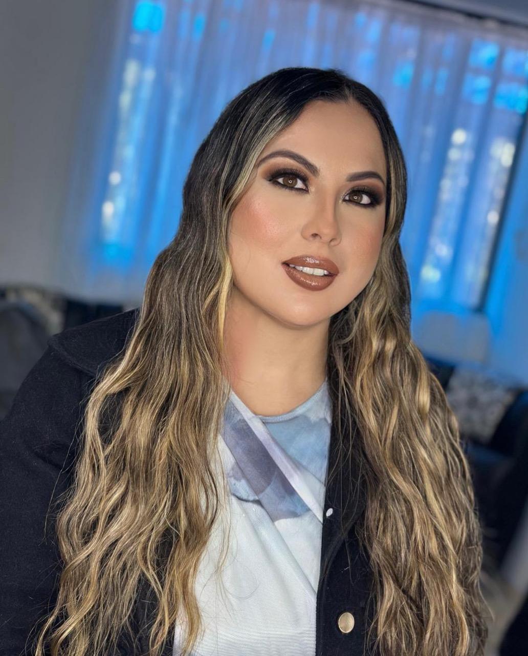 Maquillaje y peinado profesional
