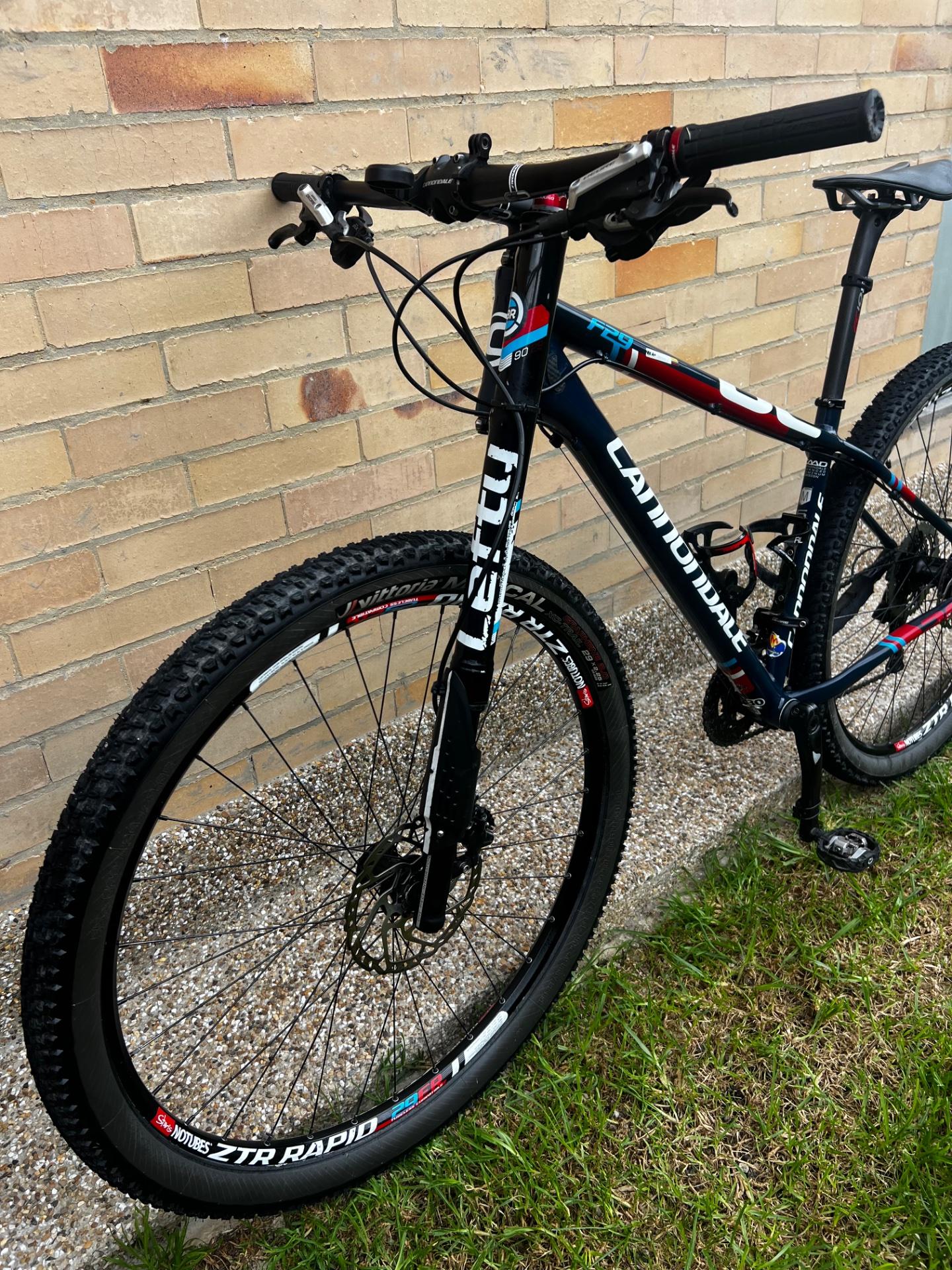 VENDO BICICLETAS CANNONDALE 29