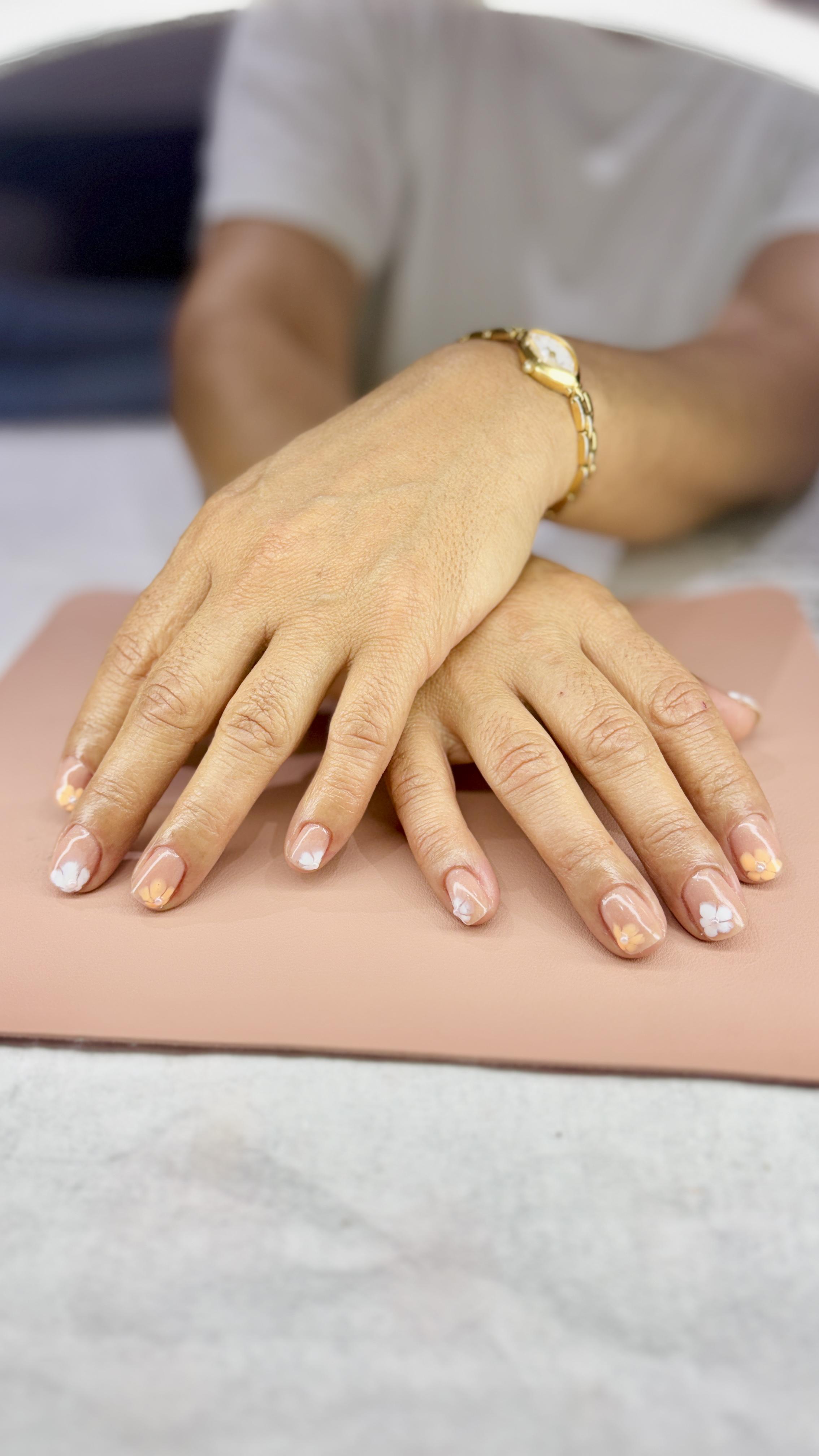 Uñas impecables que hablan por ti 💅✨