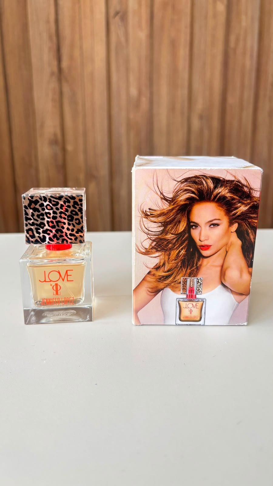 🌸 Fragancia JL Love Disponible