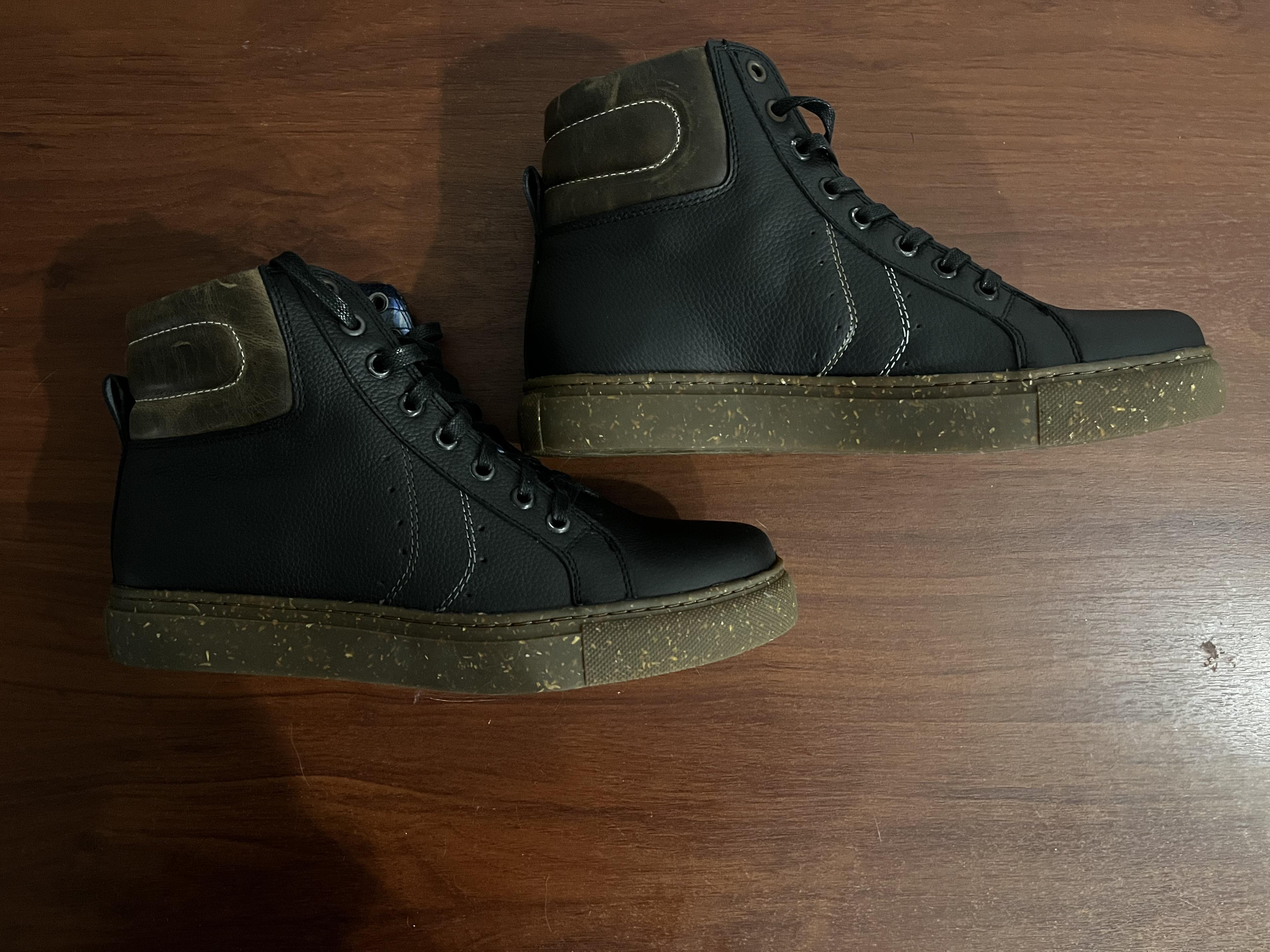 Botas
