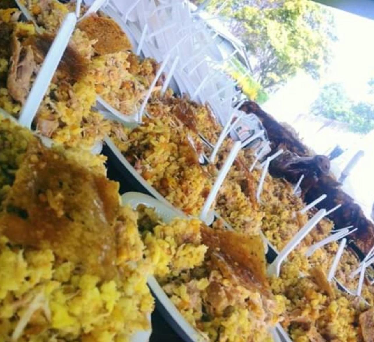 Lechona por porciones o completa🐽🐷